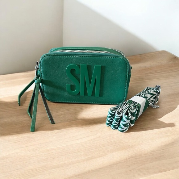Green Camera Bag with SM Letters | Small Square PU Leather Crossbody | New - Picture 3 of 6